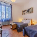 Apartment Guesthost - Station Essential With Parking *