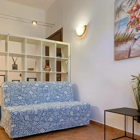 Station Essential With Parking * Ferrara