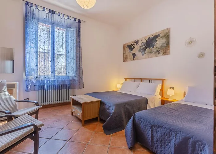 Apartament Guesthost - Station Essential With Parking *